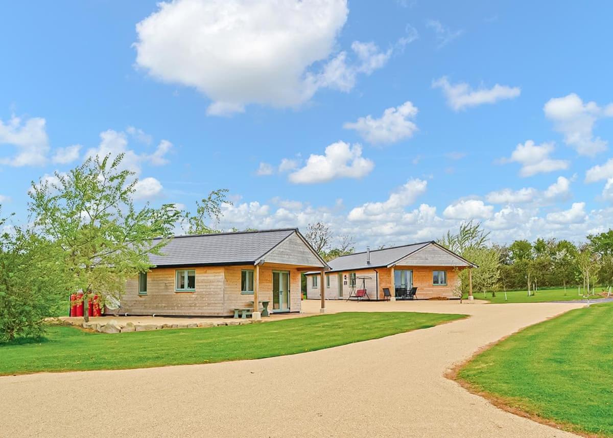 Little Moorland Farm Lodges Chapel Allerton エクステリア 写真